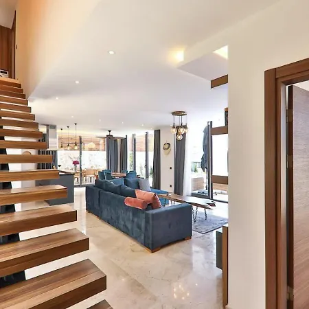 2 Bedroom Luxury 5 Minutes Drive To The Town Kalkan