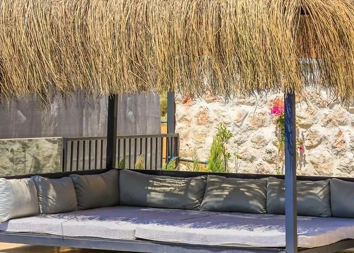 2 Bedroom Luxury 5 Minutes Drive To The Town Kalkan