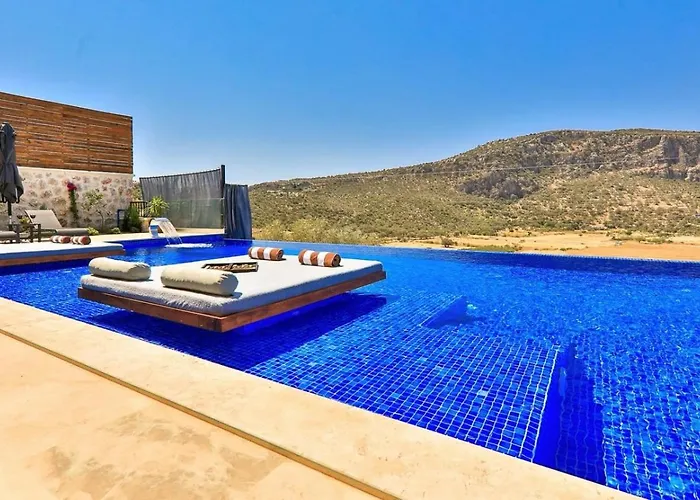 Βίλα 2 Bedroom Luxury 5 Minutes Drive To The Town