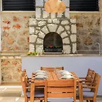 빌라 2 Bedroom Luxury 5 Minutes Drive To The Town 칼칸